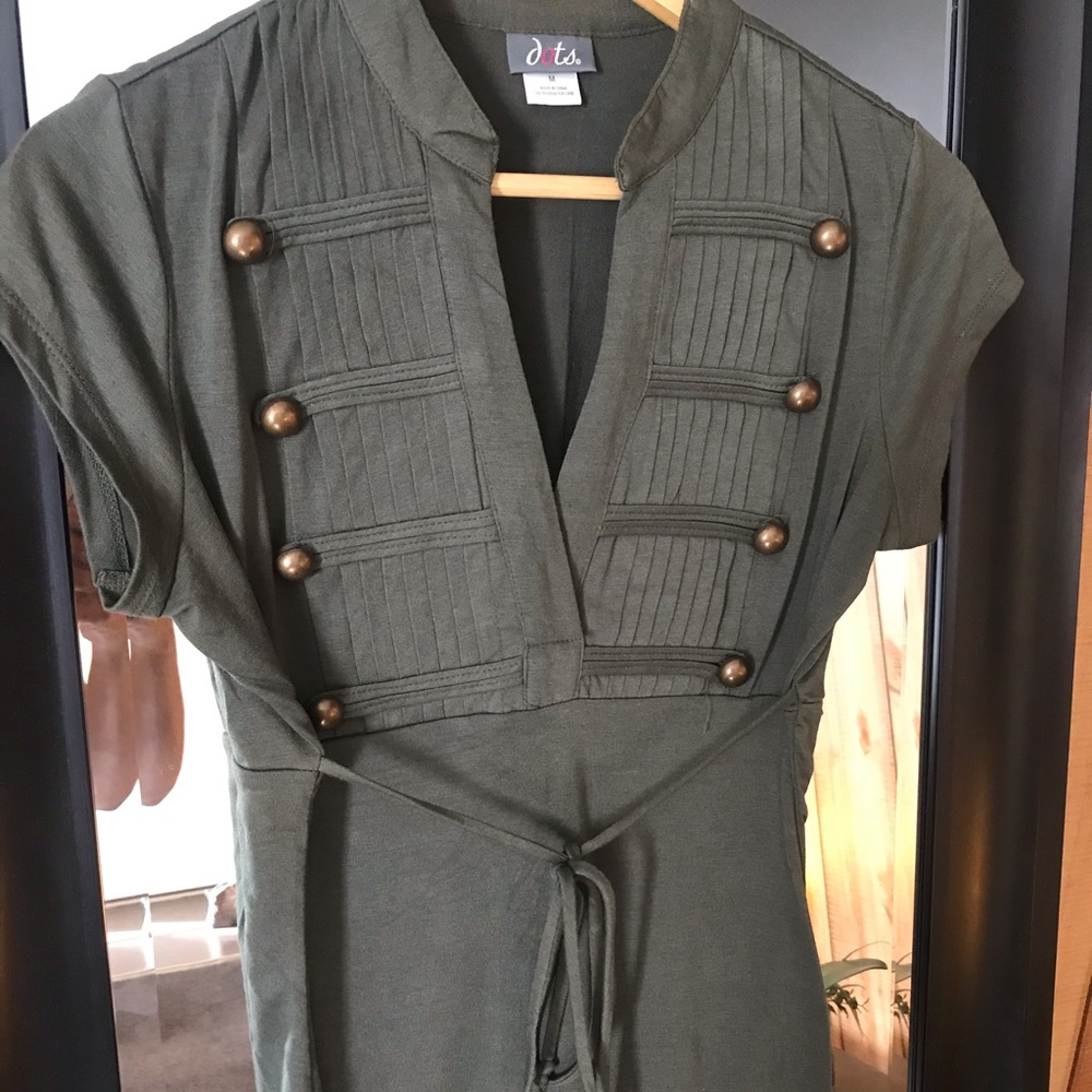 Army Green short sleeve Top!! - Picture 2 of 2